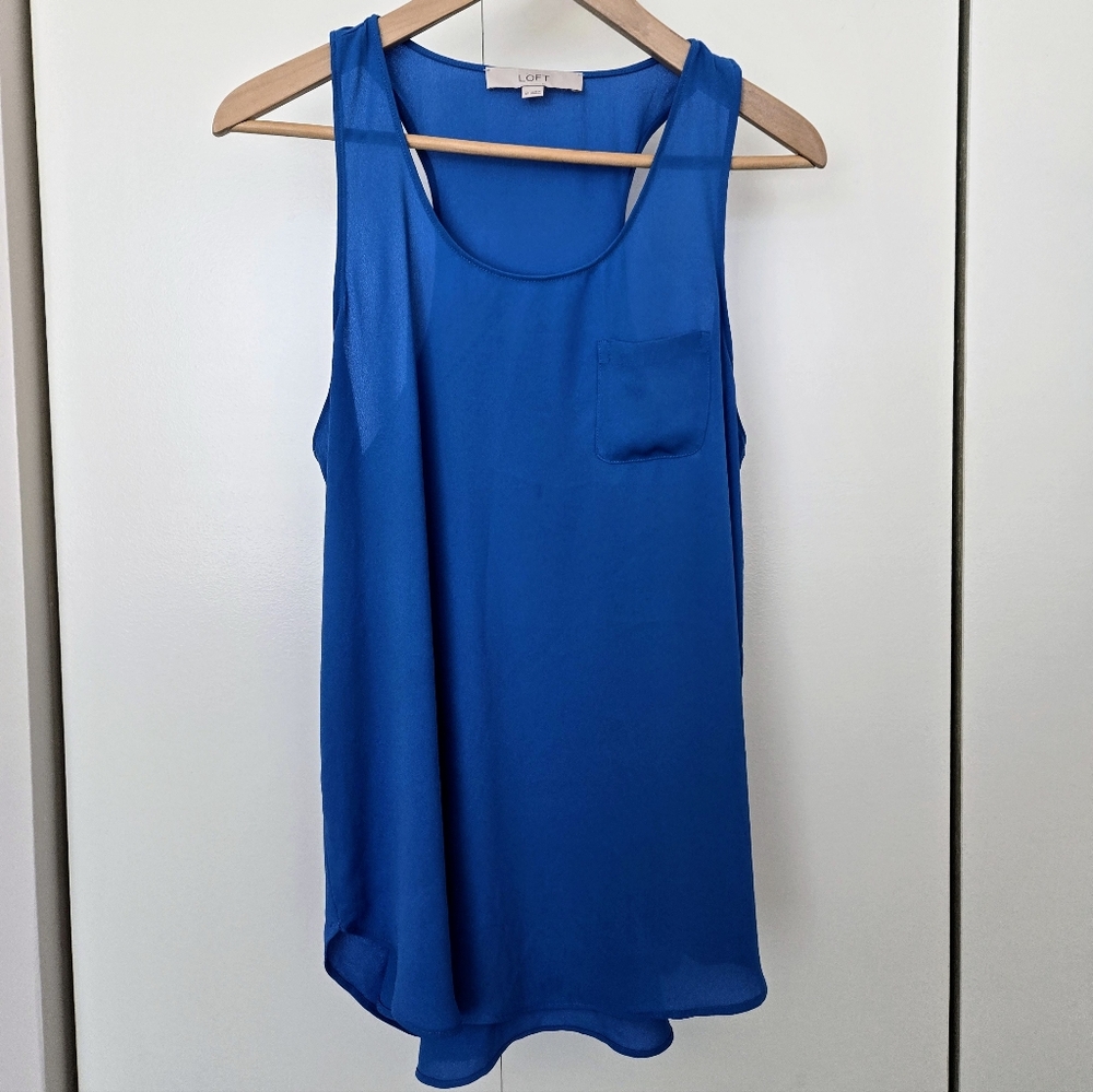 LOFT Women's Blue Sleeveless Blouse
